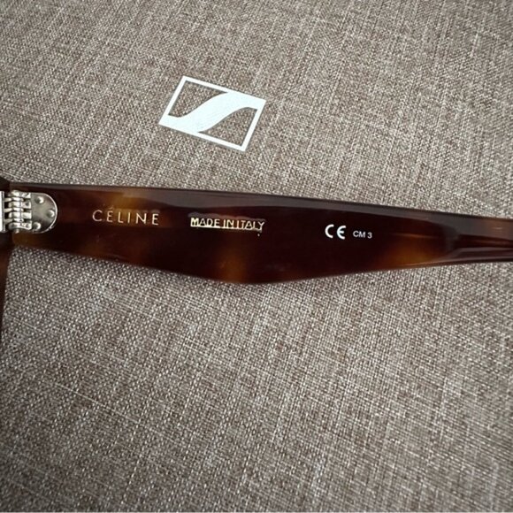 CELINE Tilda Oversized Tortoise Sunglasses - Picture 6 of 7